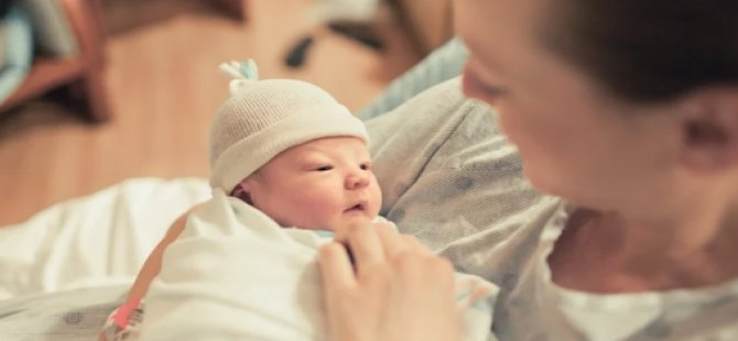 Uzmanlar yeni anneleri uyardı: Sosyal medya sağlığı olumsuz etkileyebilir