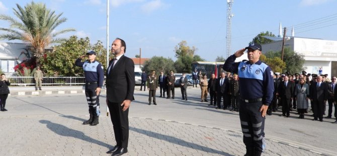 Sadıkoğlu, Larnaka şehitlerini anma törenine katıldı