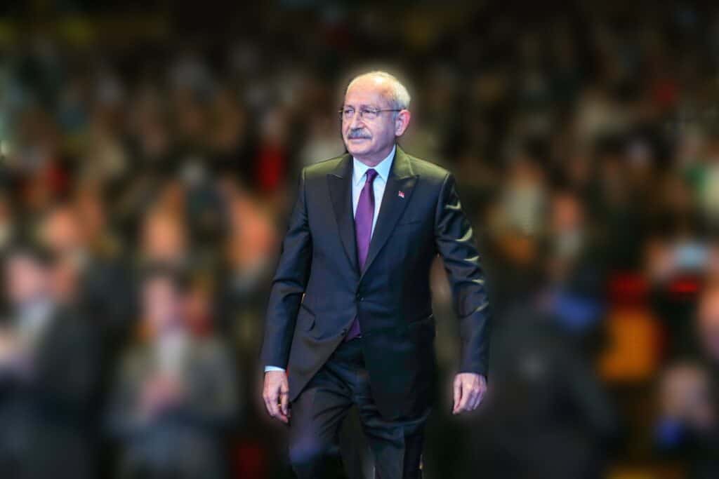 Kılıçdaroğlu adaylık pozları için stüdyoda