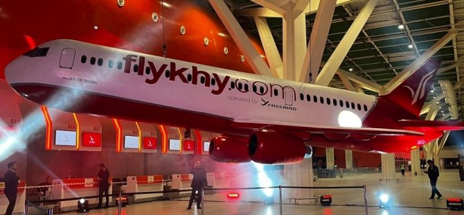 Fly Kıbrıs 'Melekler Takımı' uçağı ile göklerde