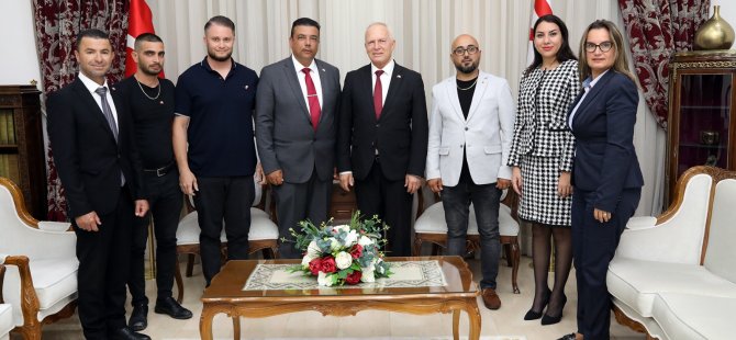 Zorlu Töre, İskele Suat Günsel İlkokulu Okul Aile Birliği heyetini kabul etti