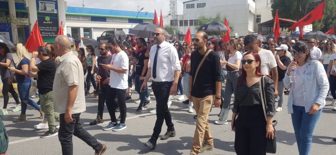 Bağımsızlık Yolu Milletvekili Adayı Ersoy, Öğretmenlerin Eylemine Destek Verdi