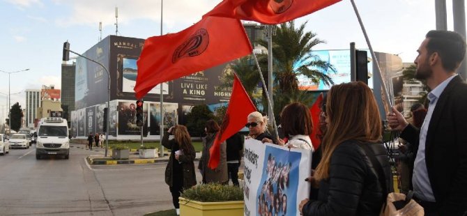 KTOEÖS İsias sanıklarının olası kastla yargılanması talebiyle Başbakanlık ışıklarında eylem yaptı