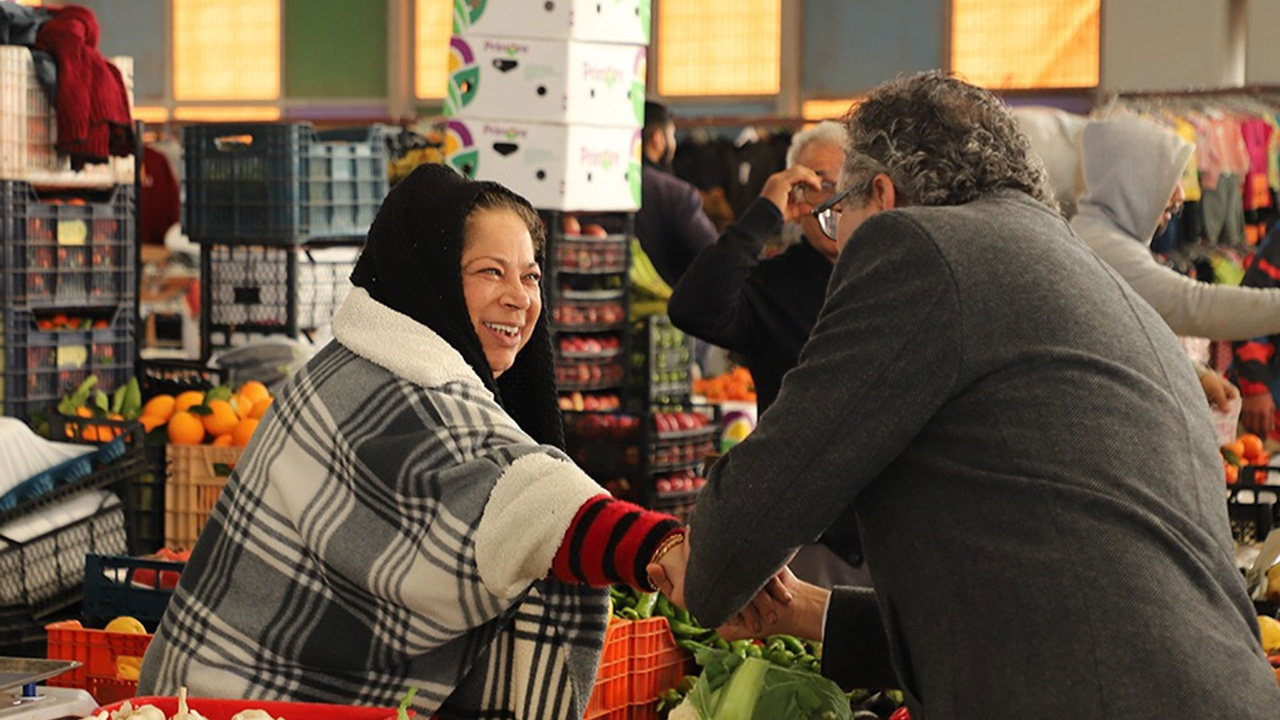 CTP heyeti Mağusa'da esnaf ve seracıları ziyaret etti