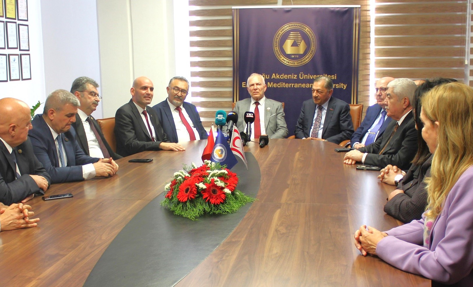 Türkiye-Azerbaycan, Azerbaycan-KKTC ve Türkiye-KKTC Parlamentoları DAÜ'yü Ziyaret Etti