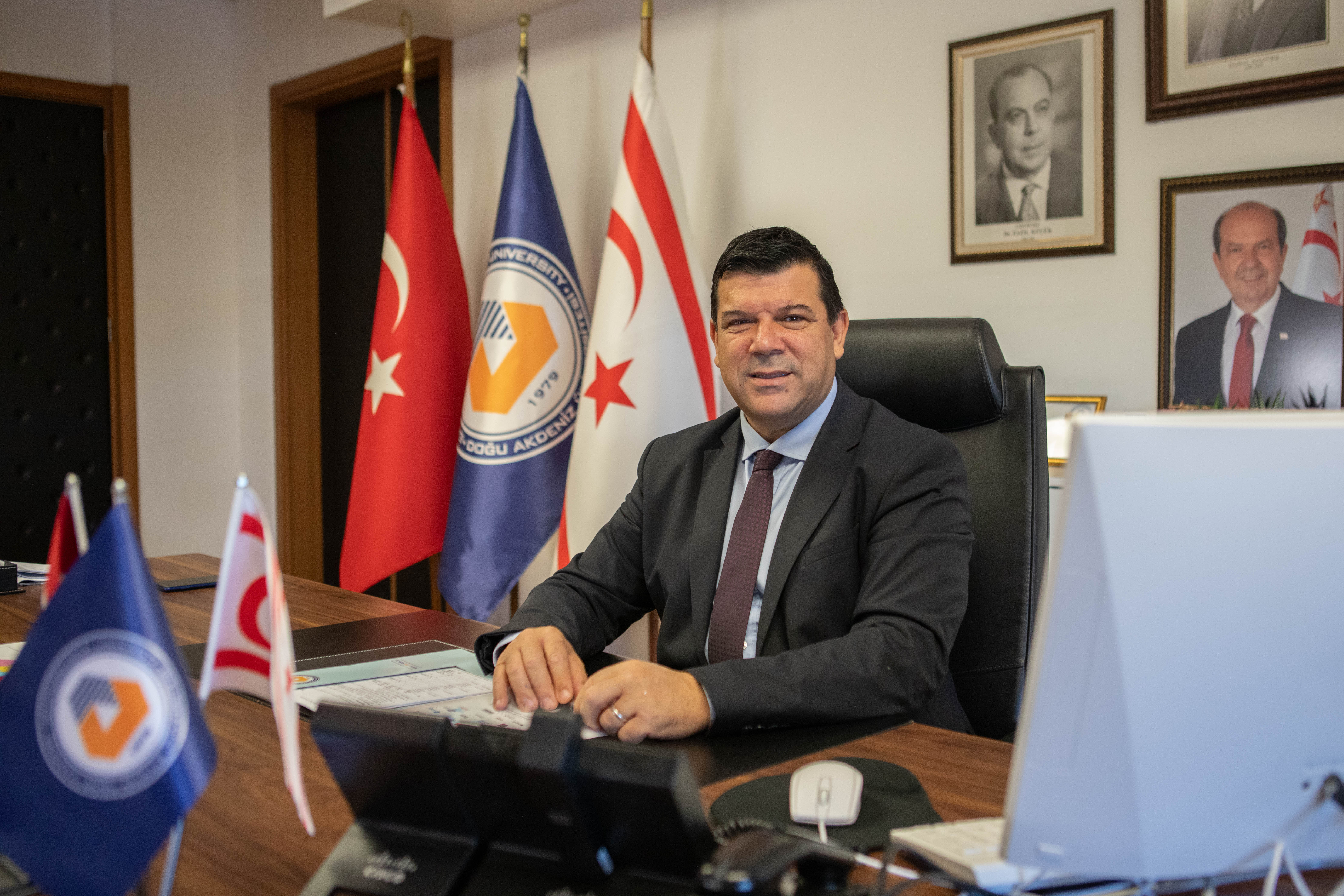 DAÜ Rektörü Prof. Dr. Hasan Kılıç, 19 Mayıs Atatürk'ü Anma, Gençlik ve Spor Bayramı'nı Kutladı