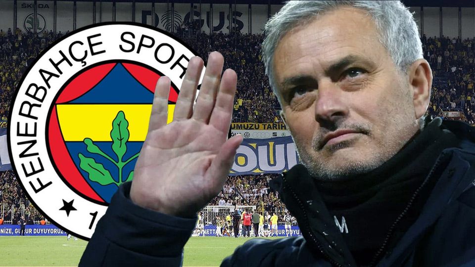 Fenerbahçe'nin yeni teknik direktörü Jose Mourinho'nun taraftarları selamladı