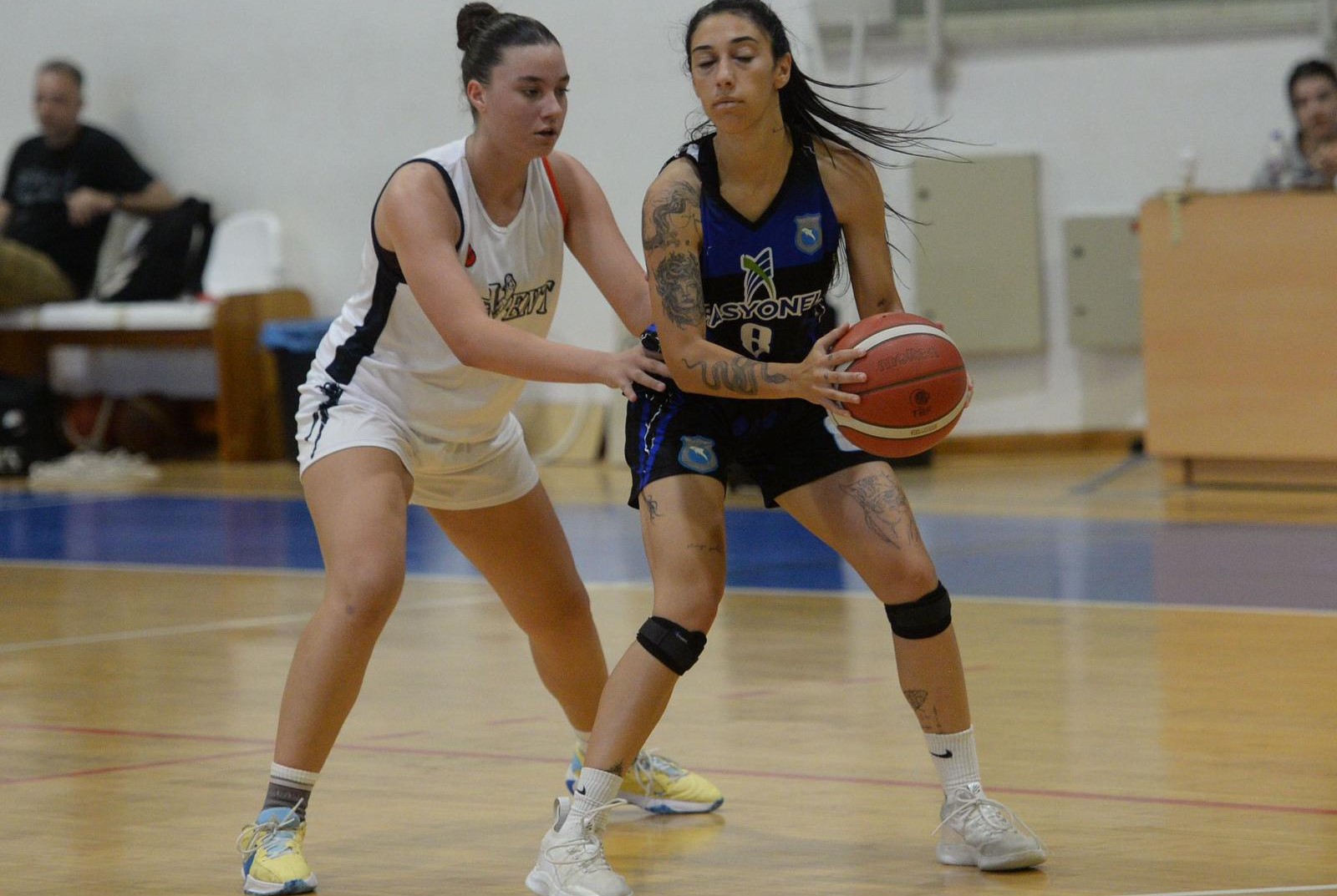 Basketbol Kadınlar Ligi'nde Levent yeniden lider