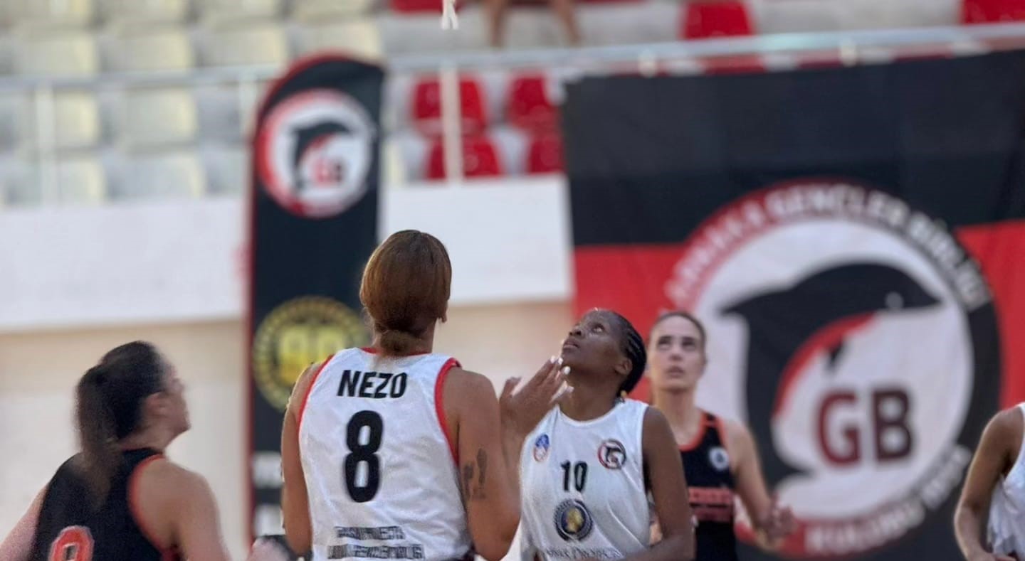 Gençler birliği Büyük Kadınlar Basketbol Liginde DAÜ'yü yenerek Finale kaldı...