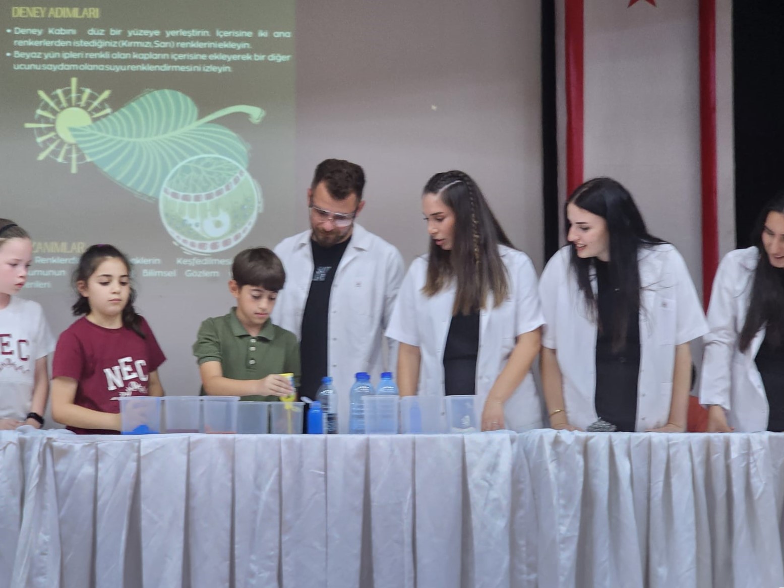 “Bilgi Sahnesi: Öğretmenin Yenilikçi Yüzü” etkinliğinde eğitimde yenilikçi yaklaşımlar ele alındı