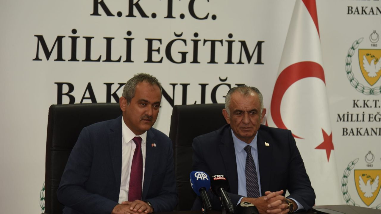 Milli Eğitim Bakanı Çavuşoğlu, Özer ve heyetini kabul etti