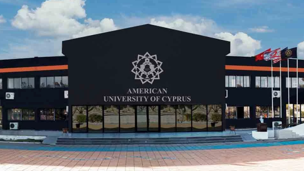 Kıbrıs Amerikan Üniversitesi çalışanları maaş alamıyor: Angarya işçi çalıştırılıyor!