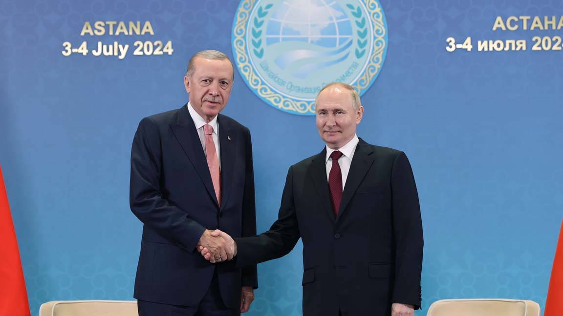 Astana'da Putin ile görüşen Erdoğan: Sinop Nükleer Enerji Santrali ile ilgili adımlar atabileceğimize inanıyorum