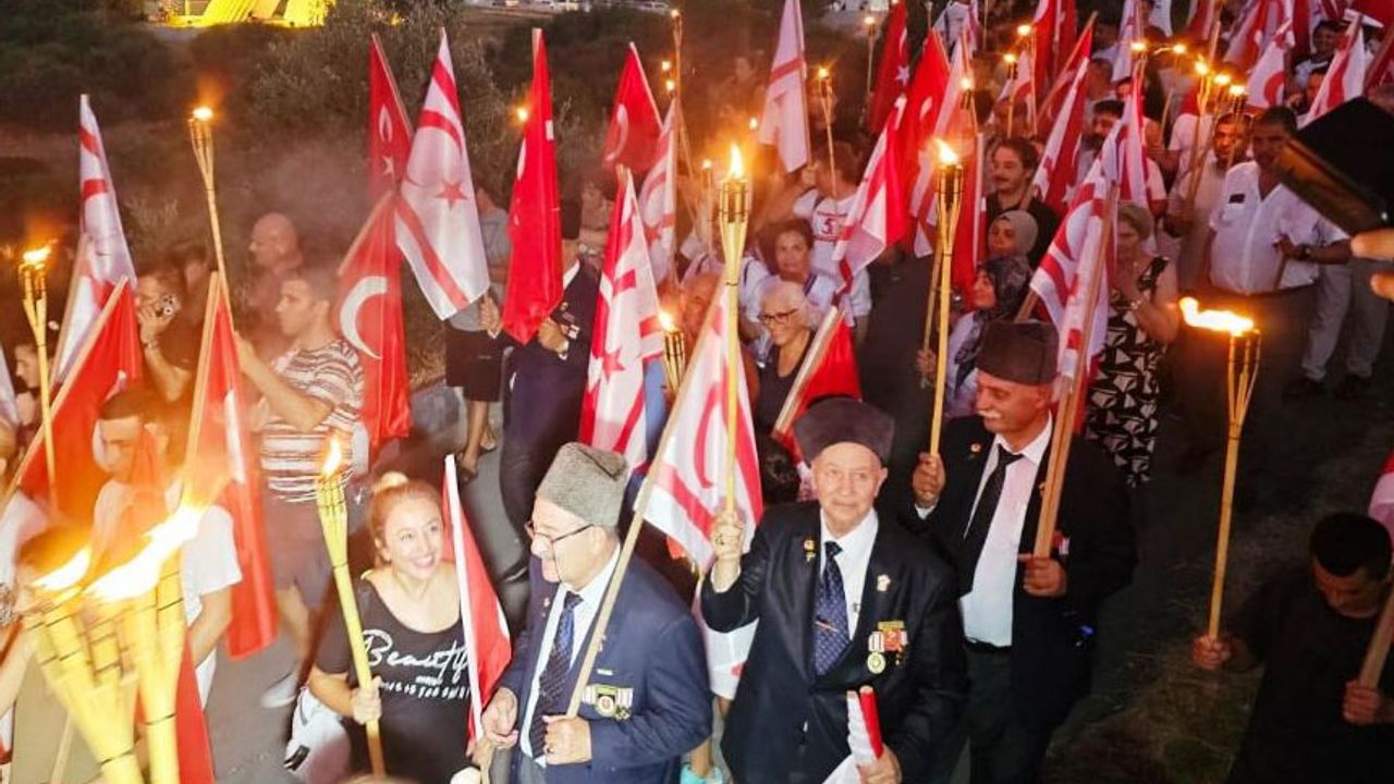 Barış Harekatı’nın 50. yıl dönümünde ‘Şafak Nöbeti’ tutuldu