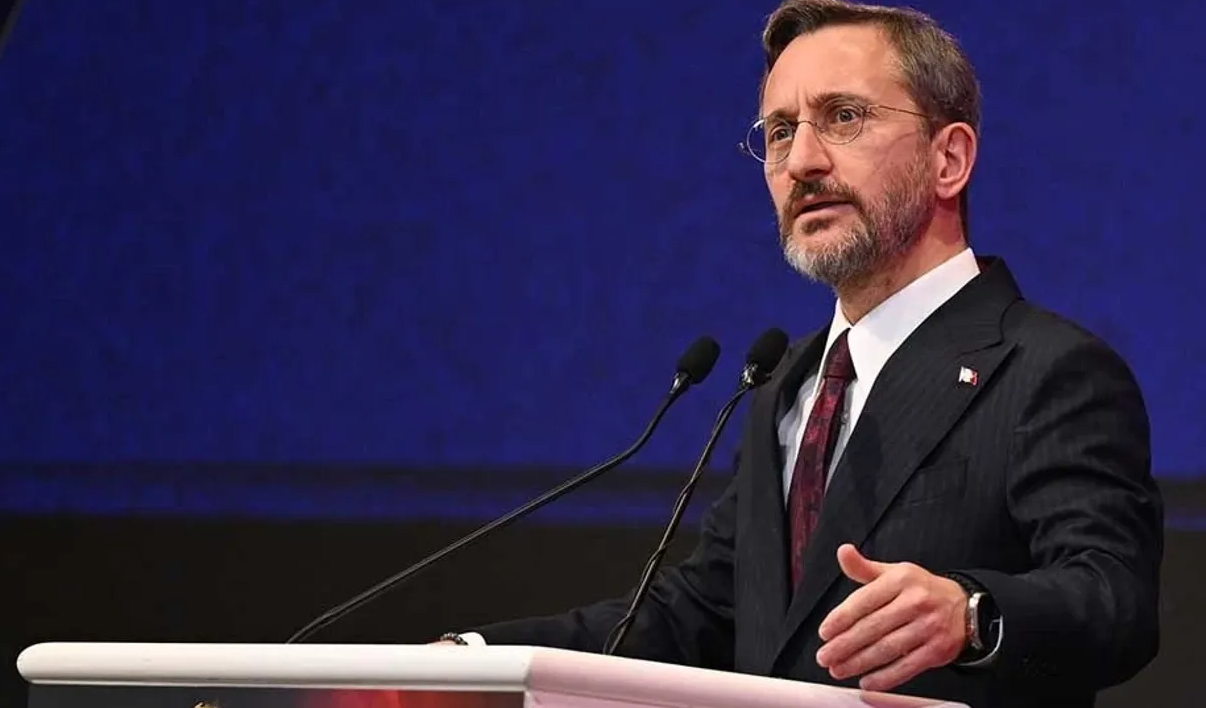 Fahrettin Altun’dan “Suç Kimde?” paylaşımı: Kıbrıs’taki etnik, siyasi gerginliklere ışık tutuyor