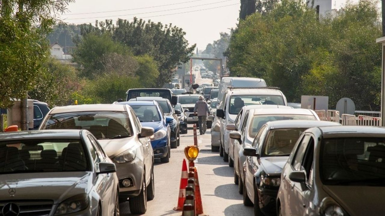 Eylemler nedeniyle bazı kapılarda geçişler duracak...