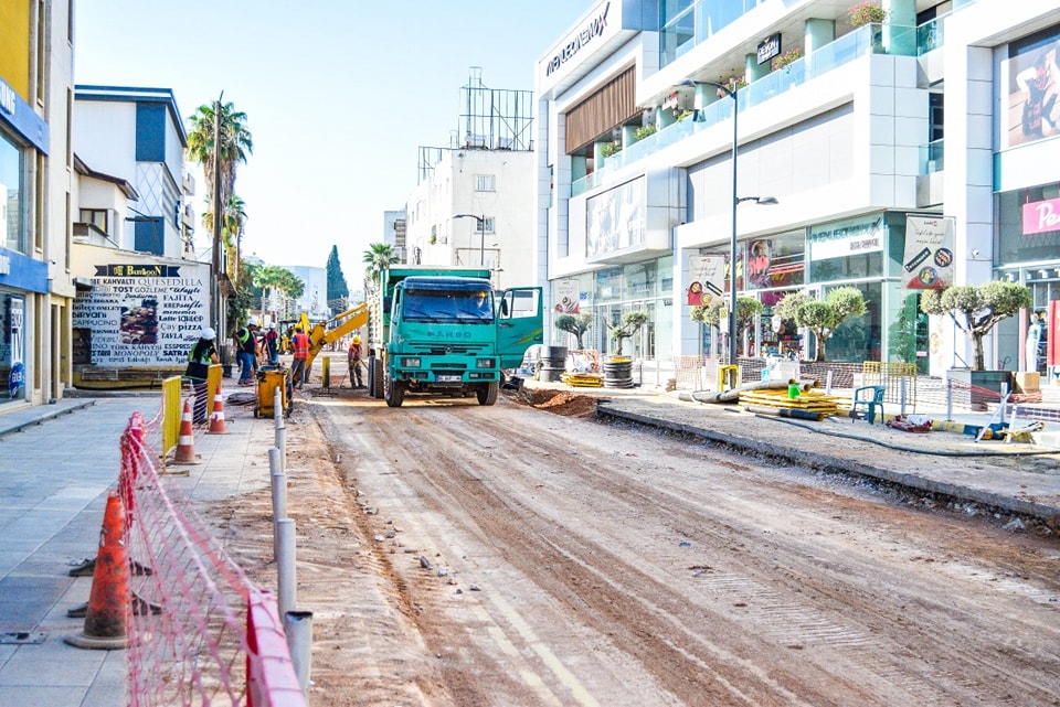 Lefkoşa Dereboyu’nun 18 Ağustos’ta trafiğe açılması için çalışmalar sürüyor