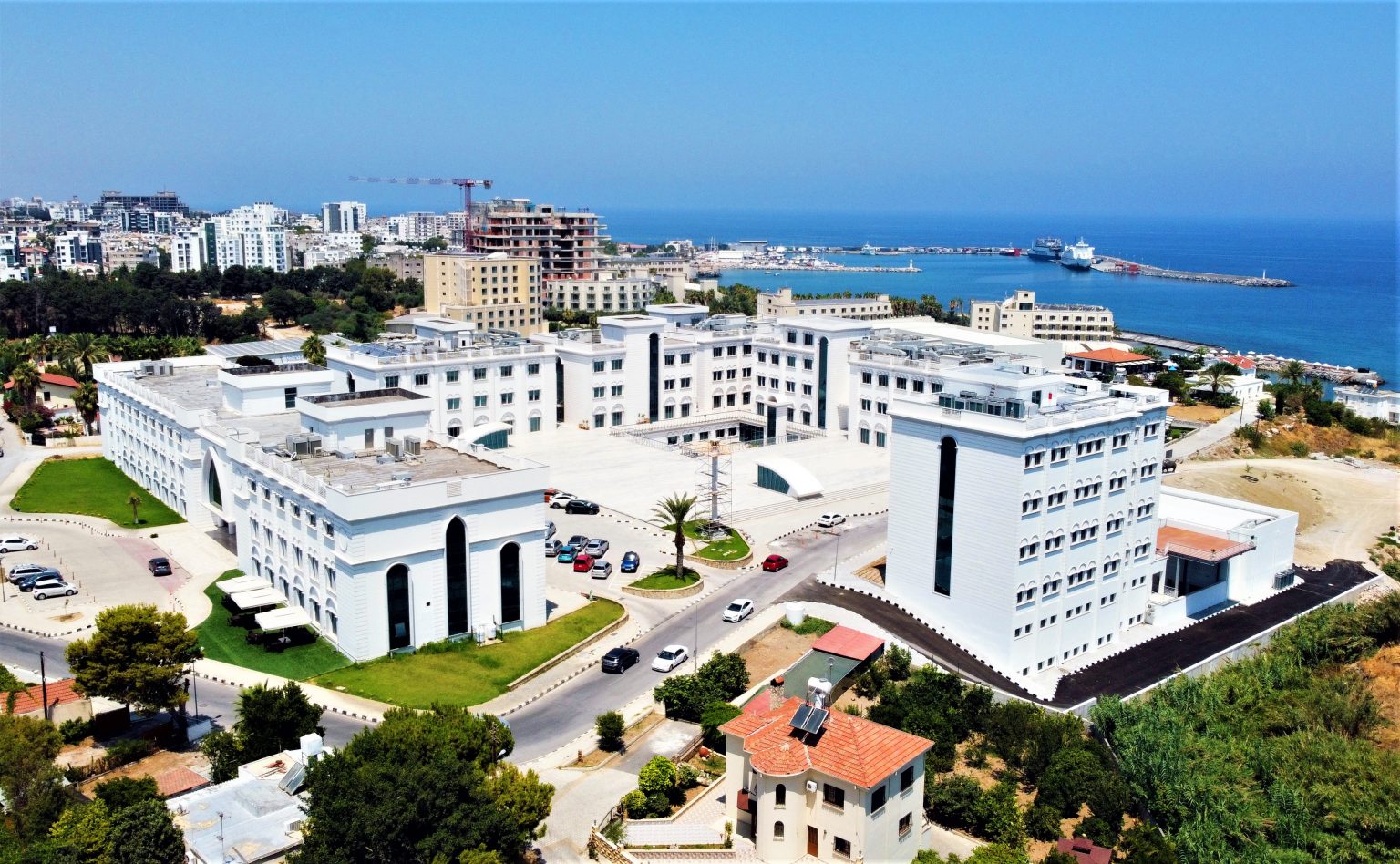 Girne Üniversitesi’nde doktora ve yüksek lisans programlarına yüzde 100’e varan burs başvuruları 16 Eylül’e kadar devam ediyor