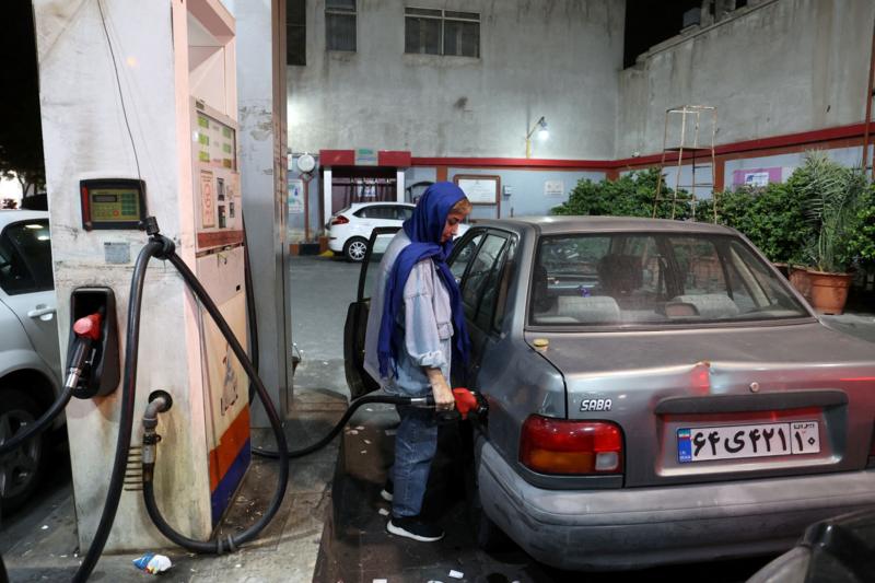 Petrol fiyatları, İran'ın İsrail'e saldırısıyla yükseldi