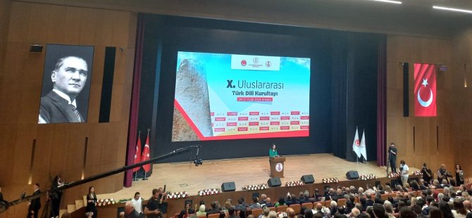 YDÜ “X. Uluslararası Türk Dili Kurultayı”nda KKTC’yi temsil etti