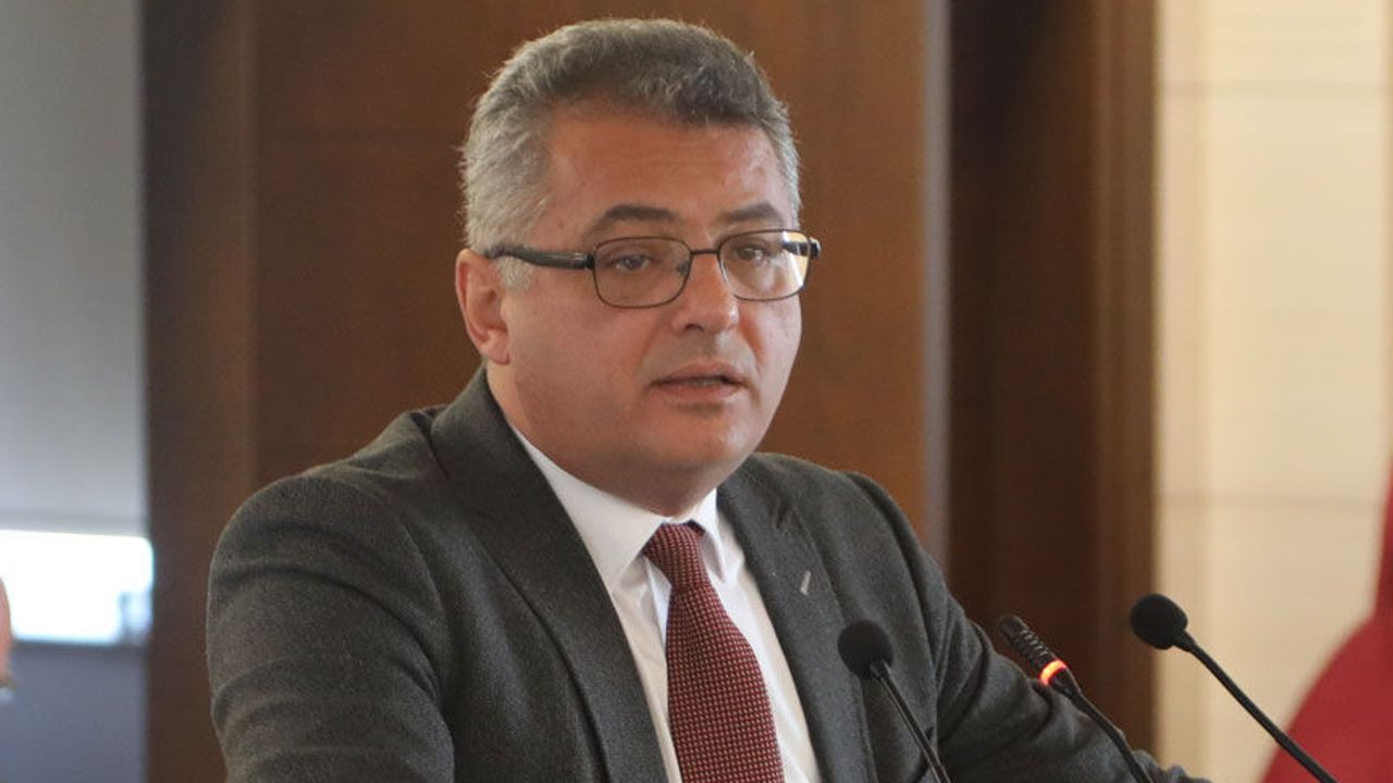 Erhürman: Sanayi sektöründeki el değişme, inşaat sektöründe de yaşanacak