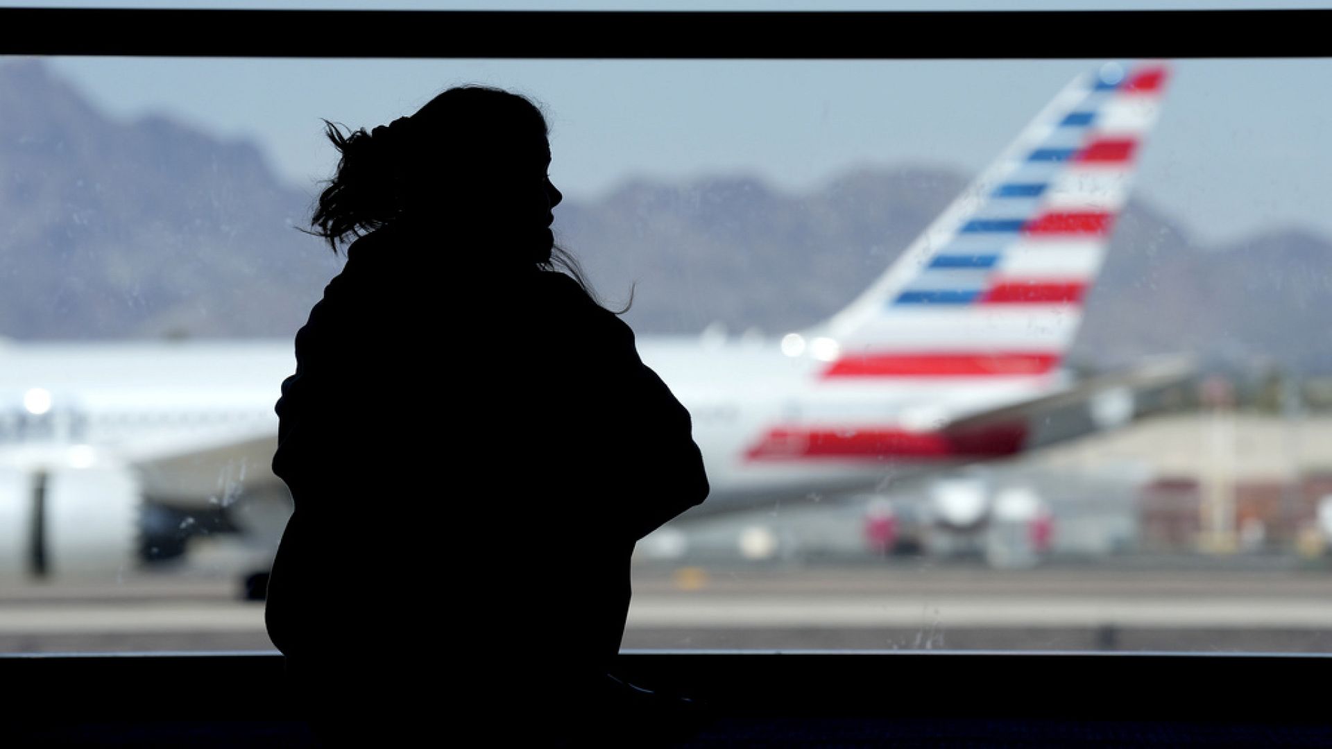 American Airlines, Noel öncesi ABD'deki uçuşlarını 'teknik bir aksaklık' nedeniyle durdurdu