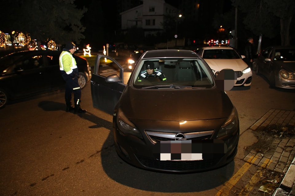 Polis'ten yeni yıl kutlamalarında 24 saat kesintisiz görev