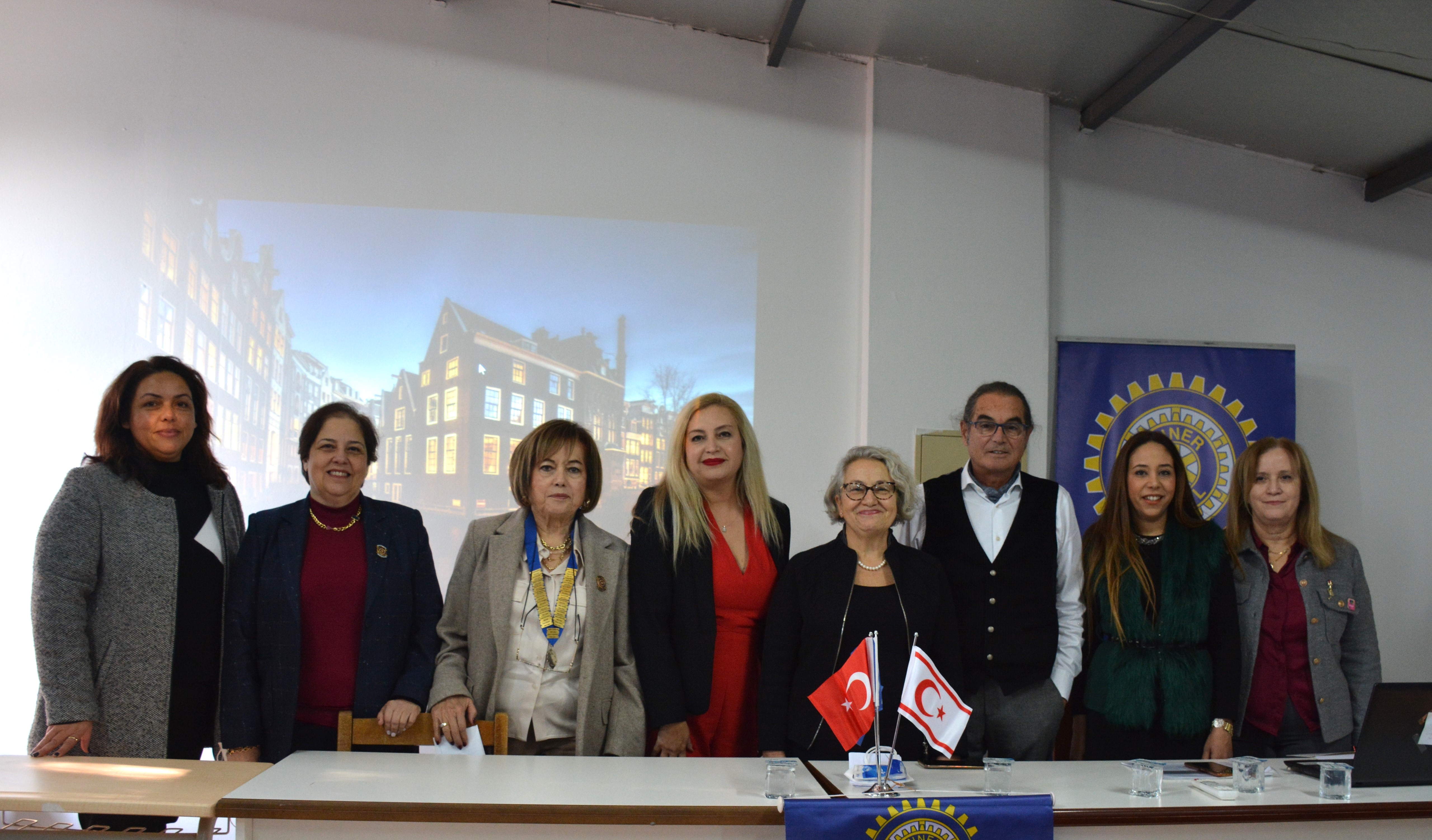 Yakın Doğu Üniversitesi'nden Gençlere Sağlıklı Gelecek İçin Eğitim