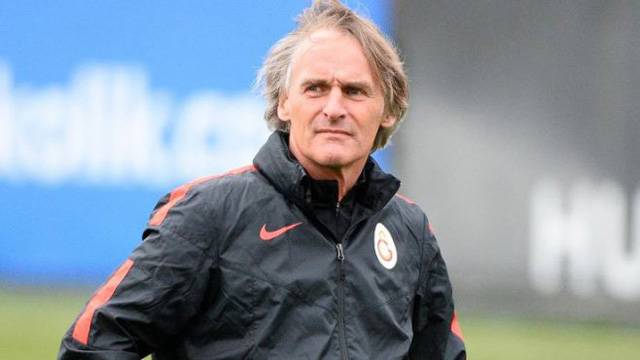 Riekerink'ten Hollanda usulü feda!