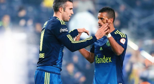 Fenerbahçe yıldızları satmak için kolları sıvadı