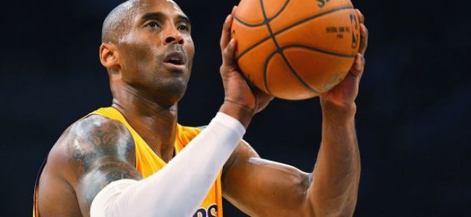 Kobe Bryant son kez parkeye çıkıyor