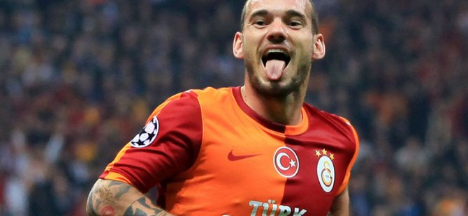 Wesley Sneijder dönüyor mu?