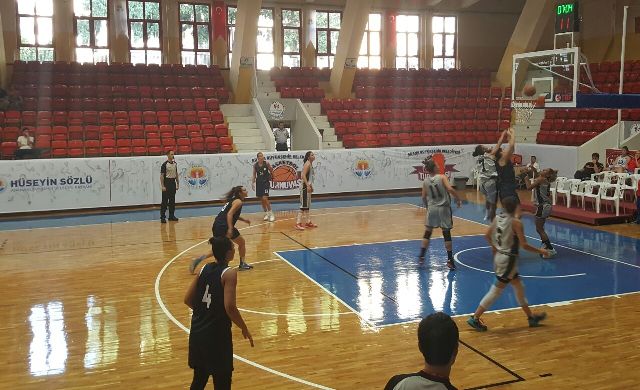 Girne Üniversitesi Adana’da Tosyalı Toyo Osmaniyespor’u 69 -59 Mağlup Etti…