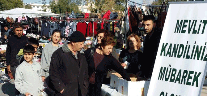 Vakıflar İdaresi, Mevlid Kandili nedeniyle lokma ve lokum dağıttı