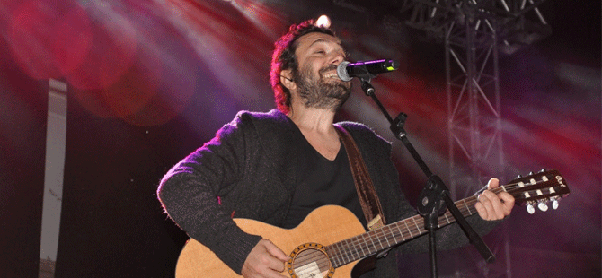 Cem Adrian ile Halil Sezai’den ortak konser