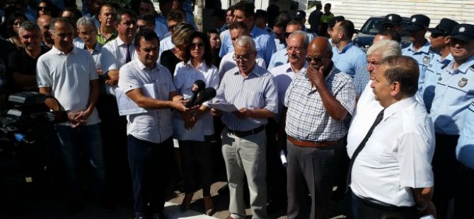 Yaz saati uygulaması protesto edildi...