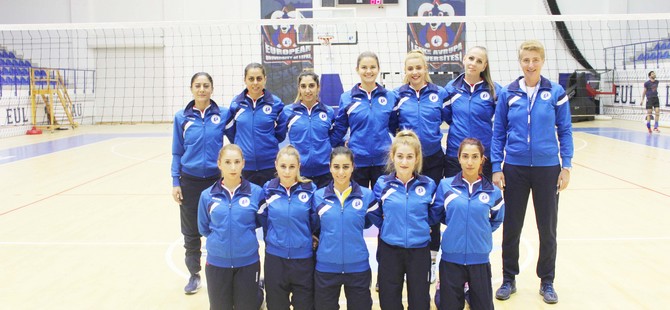 LAÜ Bayan Voleybol Takımı yenilgisiz lige devam ediyor