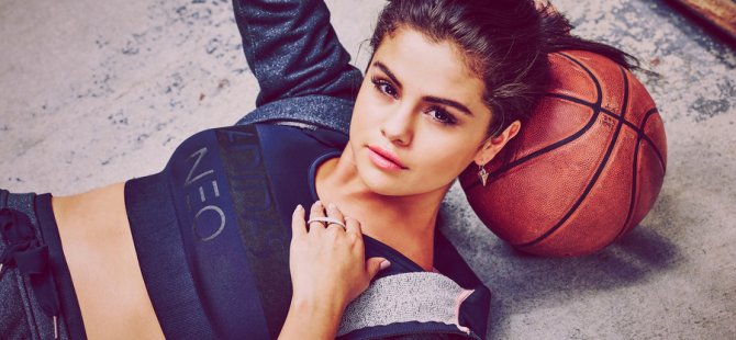 Selena Gomez doğum gününü böyle kutladı