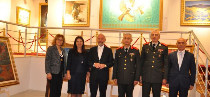 Güvenlik Kuvvetleri Komutanı Tuğgeneral Tevfik Algan YDÜ'de sergi ve müzeleri gezdi