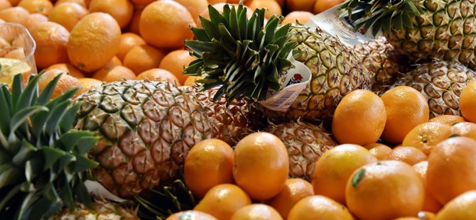 Ananas'Ananas nasıl yenir?' videosu viral oldu: 'Hayatım bir yalandan ibaretmiş'