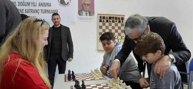 Cumhurbaşkanı Akıncı satranç turnuvası açılışını yaptı