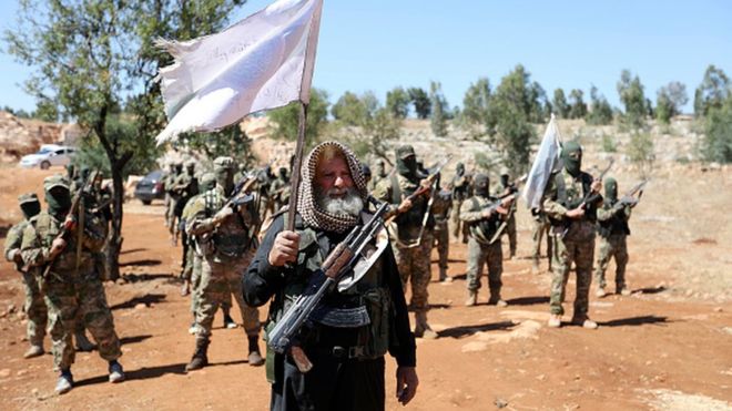 'HTŞ ve Türkiye destekli muhalif Suriye Milli Ordusu İdlib'de birlikte savaşmak için uzlaştı'