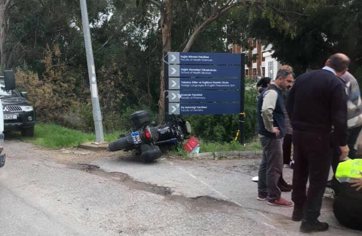 Mağusa'da Motosikletli polis kaza yaptı