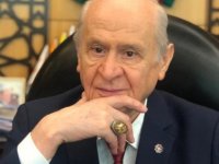 Bahçeli, tribünlerdeki istifa sloganlarını 'şuursuzluk' olarak niteledi: "Ya önlem alın ya maçlar seyircisiz oynansın"