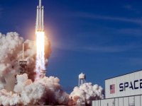 Elon Musk'ın şirketi SpaceX, Turksat 5A'yı uzaya gönderecek