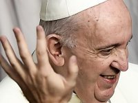 Papa Francis: Piyasa kapitalizmi başarısız oldu; savaşı reddeden bir sistem kabul edilmeli