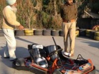 Saçları go-kart aracının tekerleğine dolanan Hintli öğrenci hayatını kaybetti