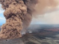 Hawaii'deki Kilauea Yanardağı Faaliyete Geçti