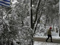 Yunanistan'da Yoğun Kar Yağışı 2 Can Aldı