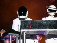 28 yıllık müzik efsanesi Daft Punk grubu dağıldığını açıkladı